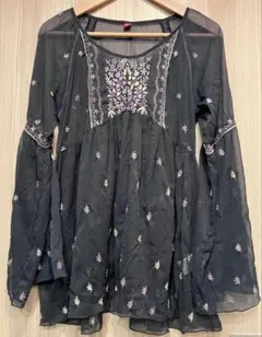 チャイハネ 刺繍入り シースルー 長袖 チュニックのサムネイル