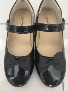 限定お値下げ！　エナメルシューズ　リボン　フォーマル　23cm