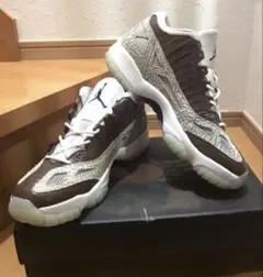 NIKE AIR ジョーダン11 low