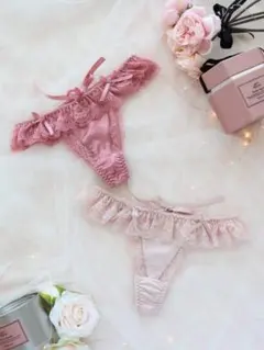 Love addict by loveran Tバックのサムネイル