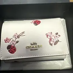 コーチ　桜柄　新品未使用財布