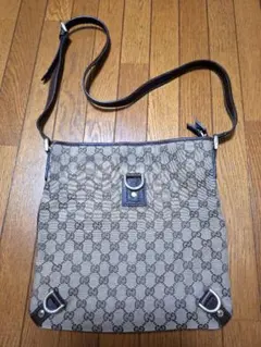 Gucci GGパターン ショルダーバッグ