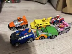 PAW Patrol ミニカーパウパトロール　トミカ　TOMICA チェイスのサムネイル