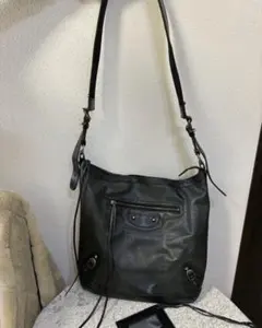 BALENCIAGA ショルダーバッグ ブラックのサムネイル