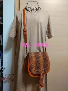 ヘビ柄ショルダーバッグ