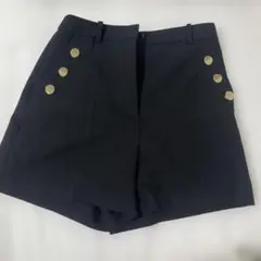 ZARA ザラ　ボタン付き　ショートパンツ　ブラック　ゴールドボタン