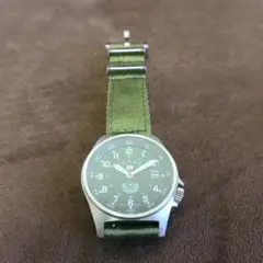自衛隊　腕時計 グリーンストラップ