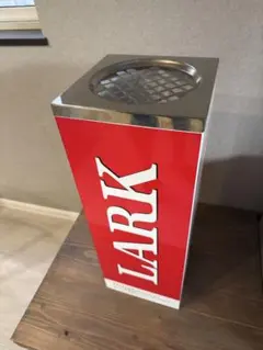 LARK スタンド型 灰皿 新品未使用 スタンド式灰皿 LARK ラーク 新品 未使用品｜Yahoo!フリマ（旧