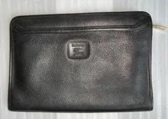 Burberry 黒 レザー クラッチバッグ