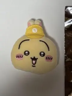 ちいかわマーケット　ノベルティ　おかおバッジ　うさぎ
