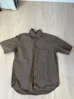 ユニクロ　チェック　半袖シャツ