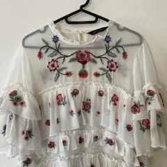 ZARA エンブロイダリー刺繍ワンピース