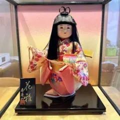 ガラスケース入り日本人形　寿慶作のサムネイル