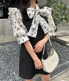 美品【NICE CLAUP】 前後2WAYボウタイブラウス+ミニジャンスカセット