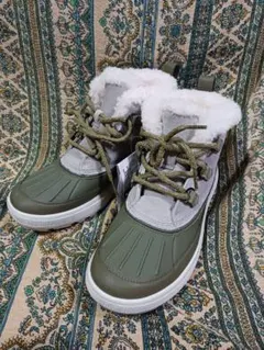 Item thumbnail for item 20c13efe-6b3a-4a85-a6d8-d8ef0c23a852