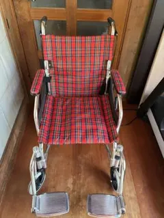 介助用車椅子 チェック柄 折りたたみ式 - メルカリ