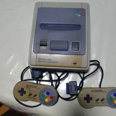Nintendo Super Famicom 本体とコントローラー2個