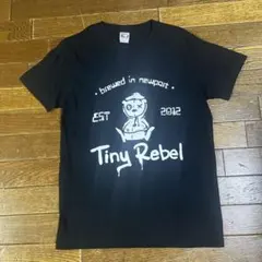 Tiny Rebel Tシャツ ブラック 2012年設立