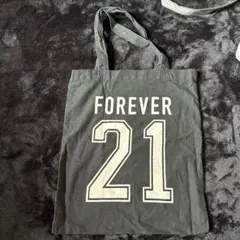 FOREVER 21 ロゴ トートバッグ ブラックのサムネイル