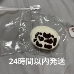 SnowCake Handcraft スクイーズ 牛柄 ケーキ　snowcake
