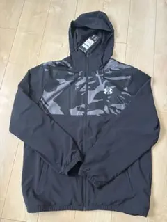 新品タグ付き！ Under Armour トレーニングウエア上のみXLサイズ