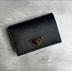 PRADA ブラック エピレザー 二つ折り財布