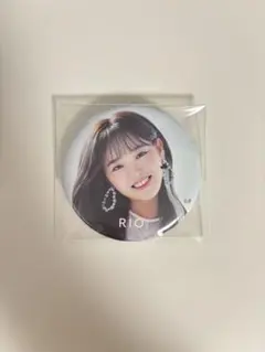 NiziU RIO 缶バッジ Step and a step