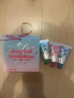Innisfree Joyful Holiday ハンドクリームセットのサムネイル