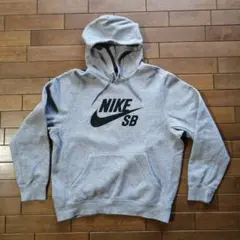 NIKE SB　パーカー　グレー　XLサイズ