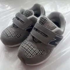 New Balance キッズスニーカー グレーチェック ニューバランス