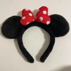 ディズニー　ミニーちゃん　カチューシャ　赤 水玉 リボン