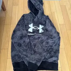 UNDER ARMOUR 迷彩柄フード付きパーカー Lサイズ