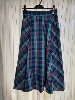 チェック柄ロングスカート