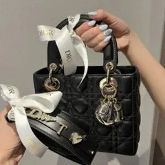 レディディオール ゴールド金具 美品 ミディアム パテント - メルカリ