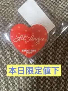 トラステガチャVALENTINEバレンタイン アクリルバッジLIL LEAGUE