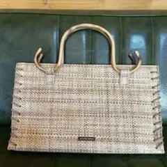 Samantha Thavasa サマンタサバサ　ハンドバッグ　木製ハンドル　夏のサムネイル
