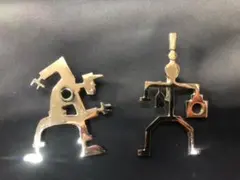 ブローチ2コです。