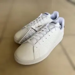 adidas アディダス　スニーカー アドバンコート GZ5299 28㎝