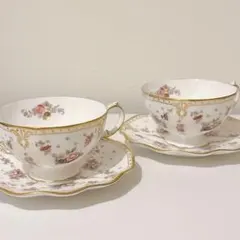 ロイヤルクラウンダービー ロイヤルアントワネット カップ&ソーサー