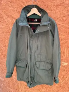 レア！ THE NORTH FACE マウンテンパーカ