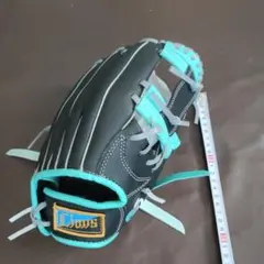 西武ライオンズ　外崎修汰　手袋　バッティンググローブ 埼玉西武ライオンズ #5 外崎 修汰（とのさき しゅうた）の使用