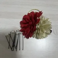 花飾りヘアピンセット 赤と金