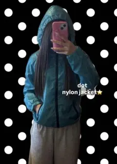 ドット　ナイロンジャケット　水色　ターコイズブルー