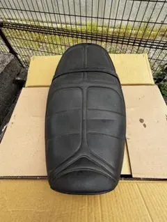 未使用 シングルシート ゼファー1100 白×STD 黒皮/Z2タイプ 750 - メルカリ