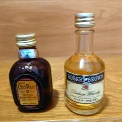 【レトロ】ウィスキー2本セットのサムネイル