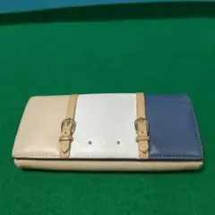 4℃ レディース 二つ折り長財布 本革 小銭入れありのサムネイル