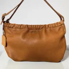 Herz ヘルツ【美品】小脇に抱えるセミショルダー レザーバッグ ギャザー Mのサムネイル