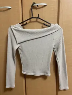 DARPHIN オフショルダーリブニット