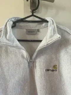 Carhartt グレー ハーフジップスウェット