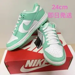 NIKE WMNS DUNK LOW 